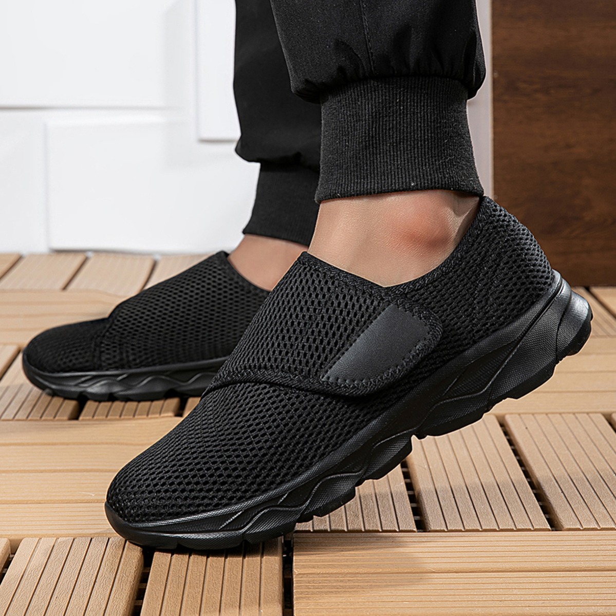 New Men Breathable Mesh Walkin - огляд і ціна Men'S Shoes With Velcro