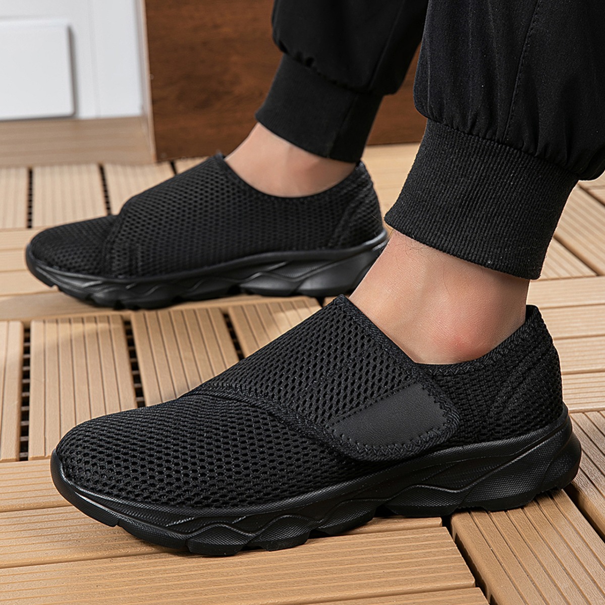 New Men Breathable Mesh Walkin - огляд і ціна Men'S Shoes With Velcro