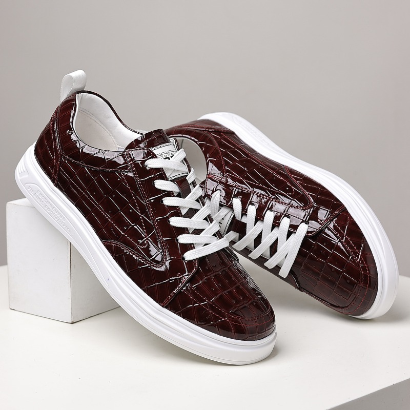 Classic Male Low Top Skate Sho - огляд і ціна Men'S Shoes Hush Puppies